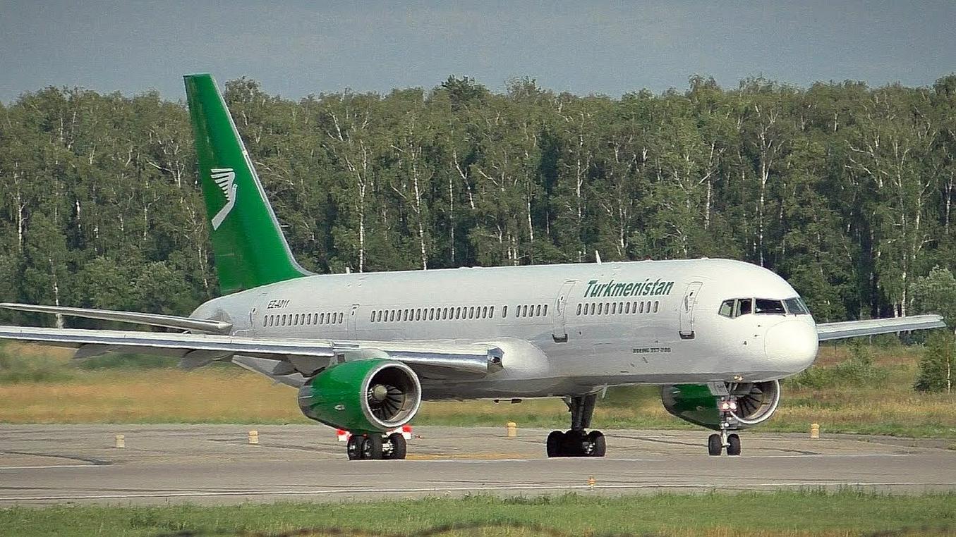 Рейс фергана. Боинг 777 LR 200 Туркменистана. Авиакомпания Turkmenistan Airlines Туркменистан. Боинг Туркменховаеллары. Turkmenistan Airlines Домодедово.