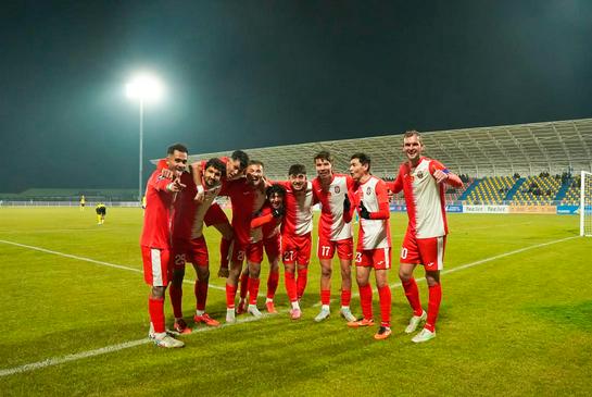 Топ-10 узбекских футболистов в кыргызской Премьер-лиге сезона-2025