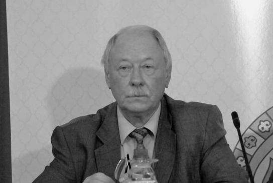 Серый кардинал в тени Ислама Каримова